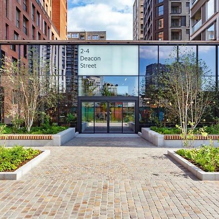 Two Bedroom Serviced Apartment With Balcony In Weymouth Building, Deacon Street London Exteriör bild