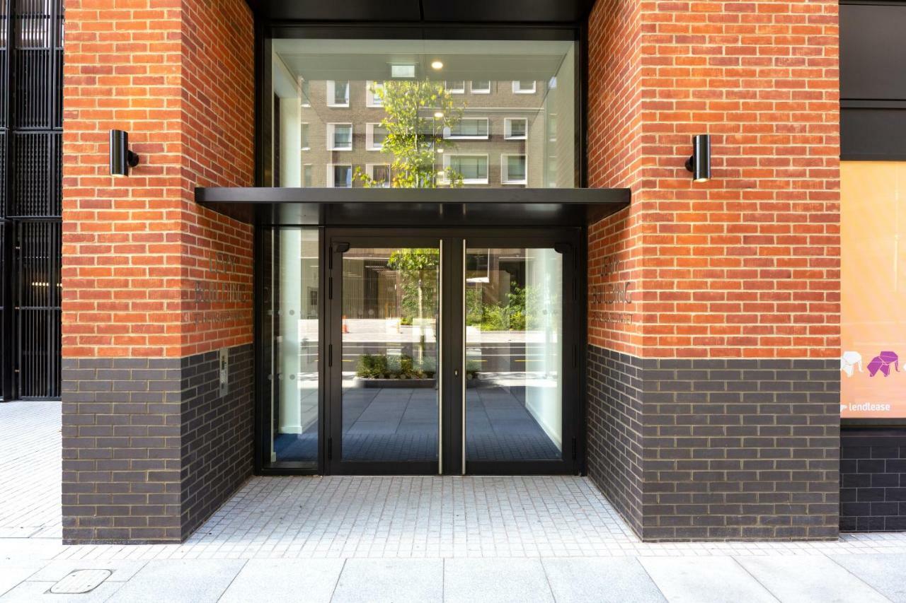 Two Bedroom Serviced Apartment With Balcony In Weymouth Building, Deacon Street London Exteriör bild