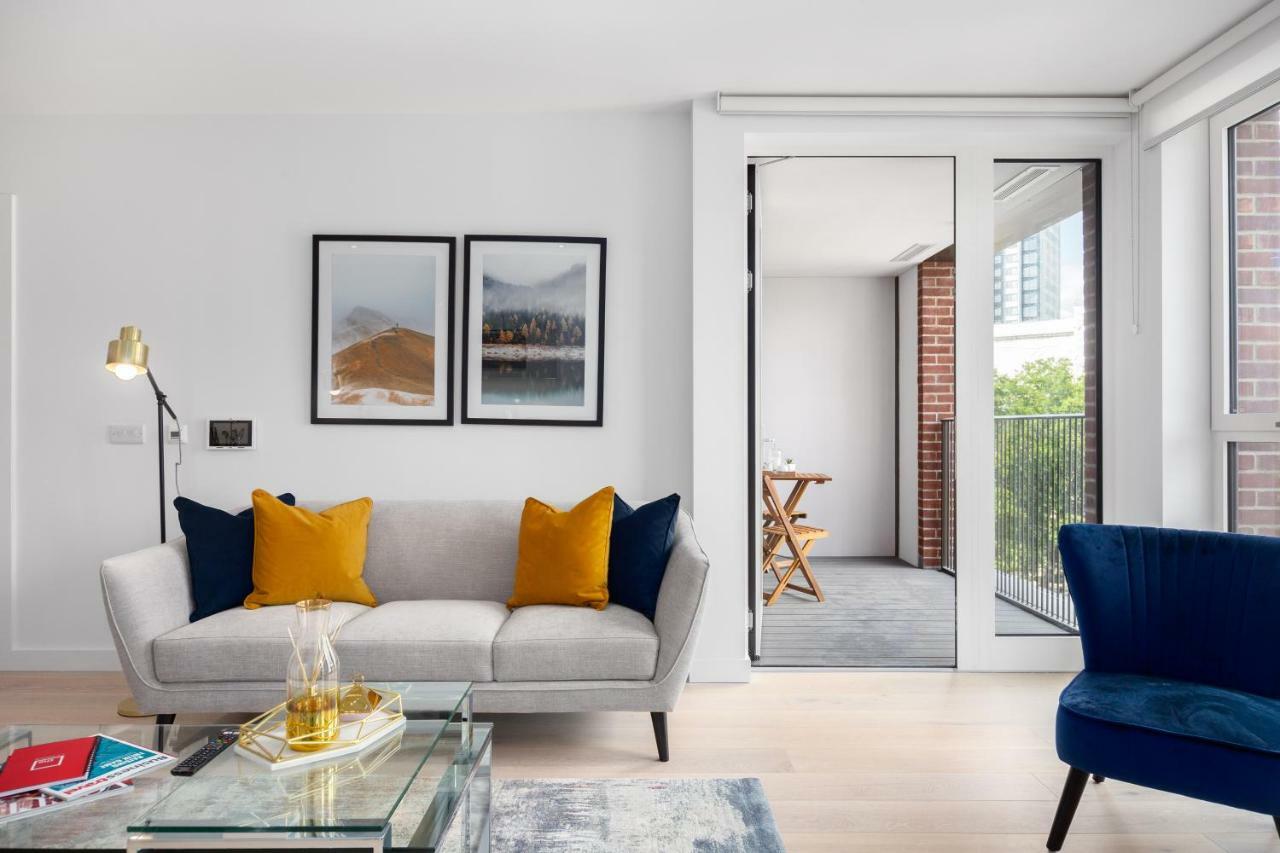 Two Bedroom Serviced Apartment With Balcony In Weymouth Building, Deacon Street London Exteriör bild